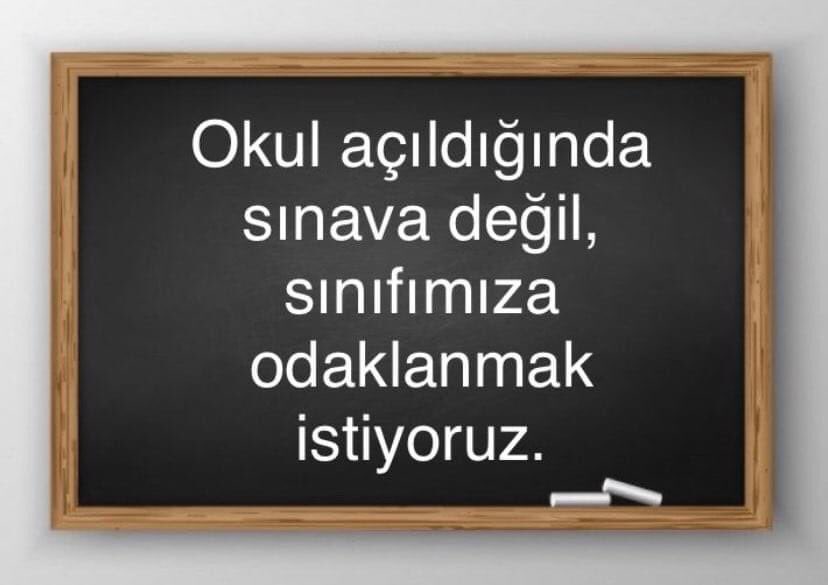 Dur_daaa's tweet photo. Ders anlatmaya mı, etkinlik türetmeye mi, çocukları lgs hazırlamaya mı odaklanalım yoksa kendi gireceğimiz uzmanlık sınavına mı? #ogretmenlertekyuerek https://t.co/g7uiZzNDZW
