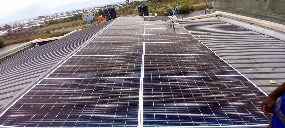 OTKGereeneregy's tweet image. Newly installed at lekki

400watts  panels x16
Tubular batteries(220Ah) x10
MPPT solar controller 80A x2
24v/7.5KVA  inverter

For 24h power supply.
☎️Contact +2349030710085 or 🌐wa.me/message/DI3W7J…
#backuppowersolution #backuppowersystems #OTKGreenenergy