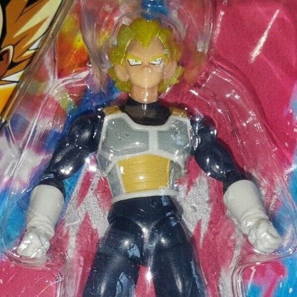 ZenoUniverso's tweet photo. En los Walmart de USA se empezará a vender una figura exclusiva: Vegeta Super Saiyajin de la línea Dragon Ball Evolve #dragonballevolve https://t.co/lAH59Taszn