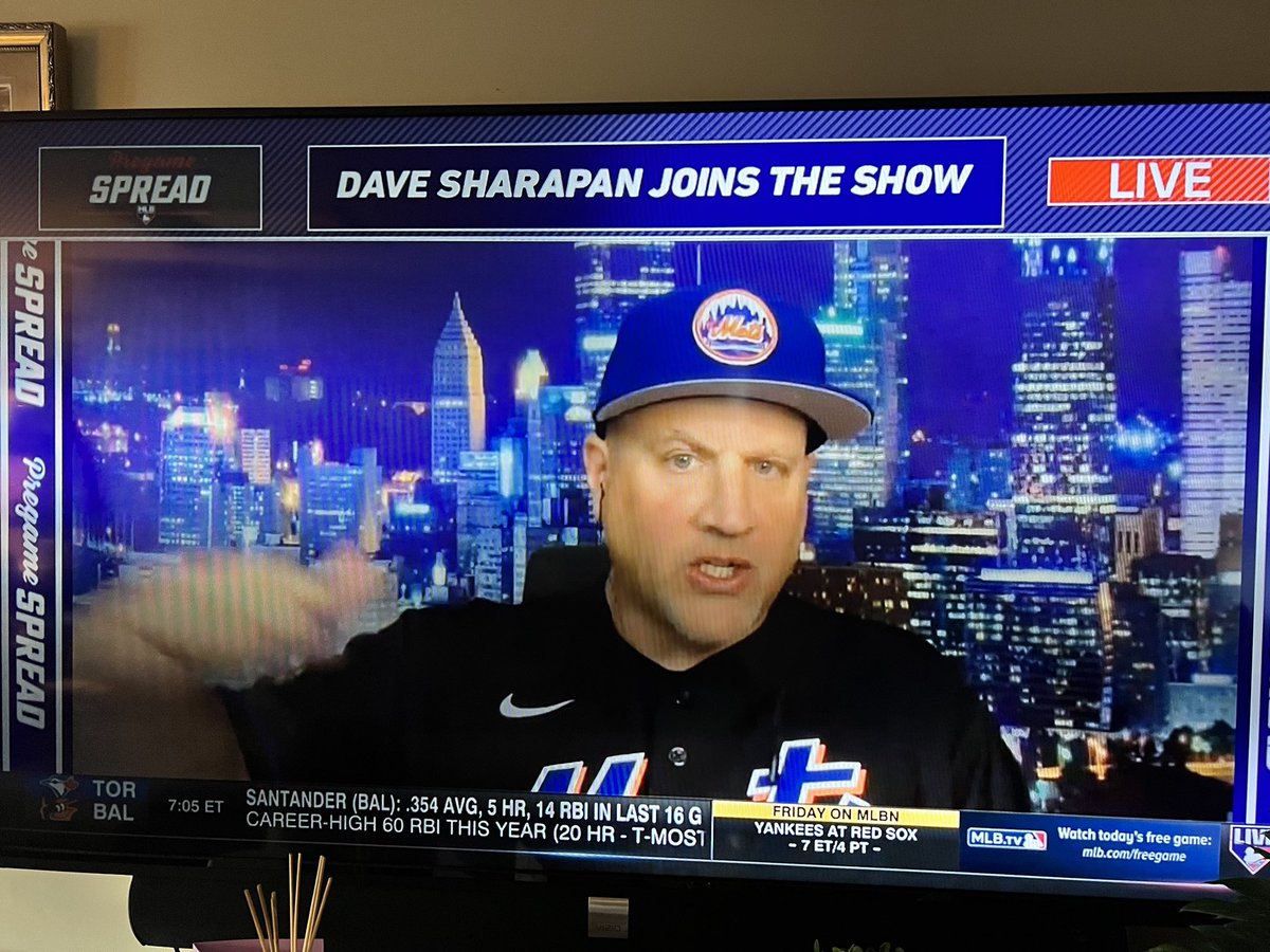 ECSportsInvest's tweet image. The legend @SportsbkConsig talking ⚾️@MLBNetwork #DailySpread

Keep it going , #Playoffs coming SOON⚾️🫵🚨😎