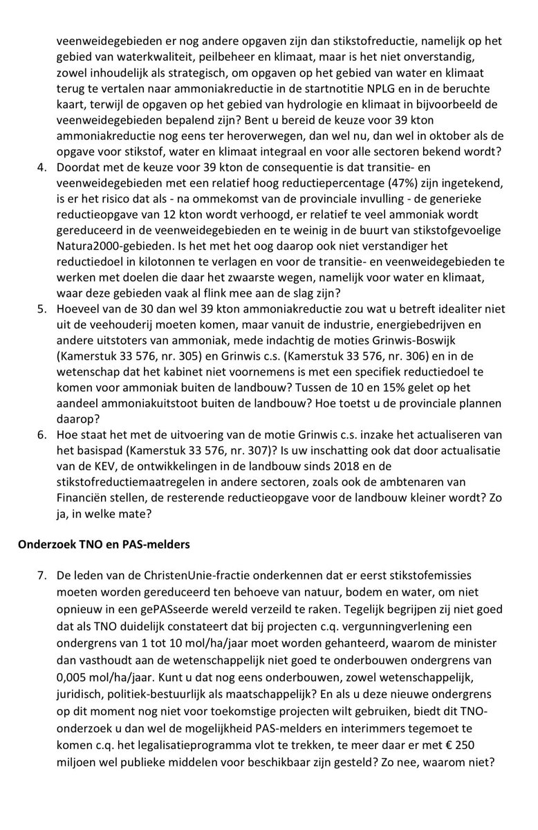 Pieter_Grinwis's tweet photo. Vandaag was het aan @2eKamertweets een bijdrage te leveren aan een schriftelijk overleg over #stikstof nav stukken van @Financien 
@nieuweoogstnl berichtte al over de oproep @christenunie om de stikstofkaart van tafel te halen https://t.co/xCw0E5d4mF Zie hier mijn hele bijdrage👇🏼 https://t.co/WWpcKzRZJS
