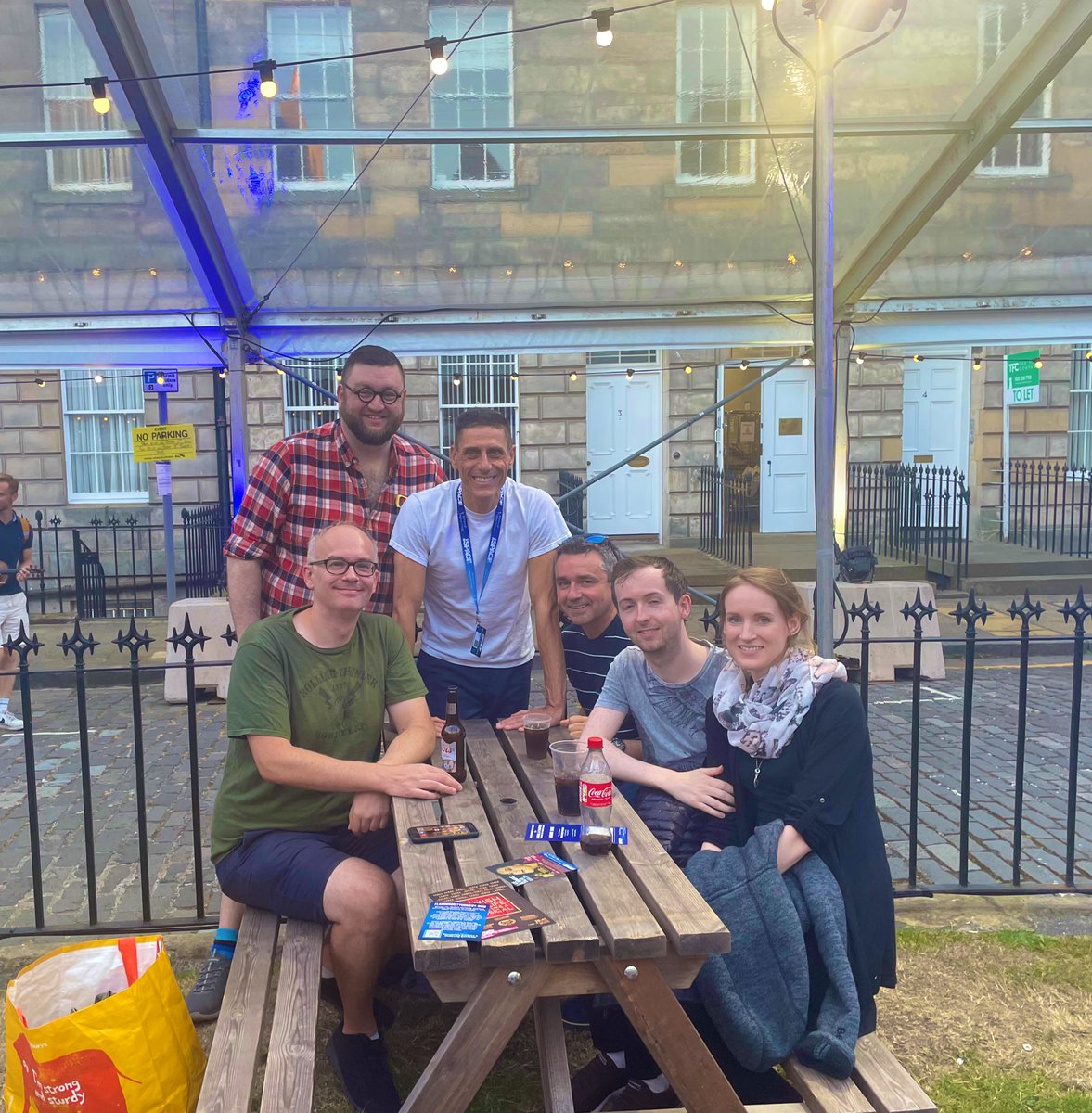 davehendon's tweet photo. Really great to have @AlanMac1990 and @ScottD147 along to watch Banana Crabtree Simon at Edinburgh fringe tonight
#teamsnooker https://t.co/jcgrjAEzEZ