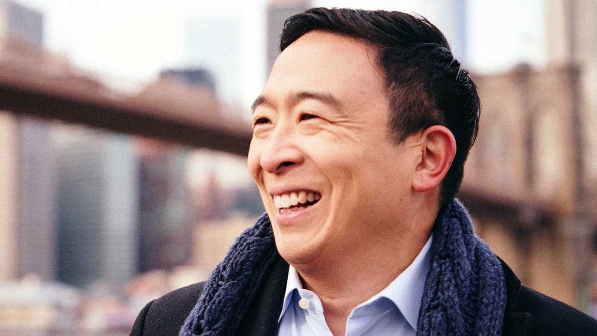 "Anyone who's concerned about the spoiler effect at any level should simply advocate for ranked-choice voting, and then anyone can vote for whomever they want according to their true preferences" - <a href="/AndrewYang/">Andrew Yang🧢⬆️🇺🇸</a> on <a href="/NPR/">NPR</a>  npr.org/transcripts/11…