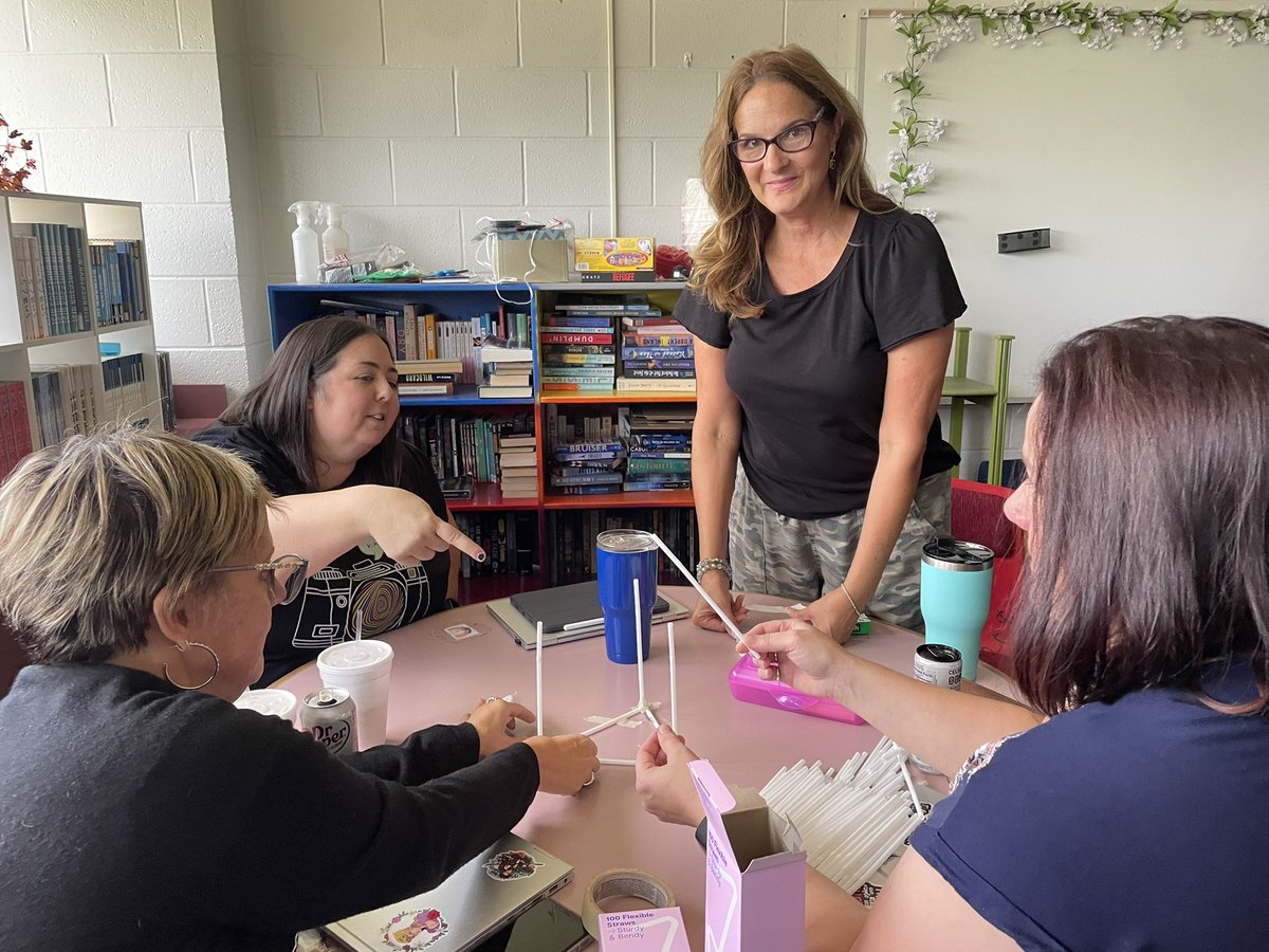 saenzclassrocks's tweet photo. #teambuilding with the hardest working RLA teams in the district. They are absolutely amazing! #VLInews https://t.co/LONdS0oSP5