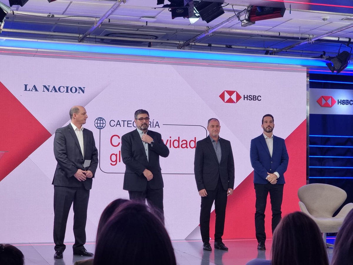 Condortech's tweet photo. Orgullosos por la nominación! Felicitaciones a nuestros compañeros de terna #mutechmicrosystems, y en especial al ganador, #Bisignano, por tan merecido premio. Premios a la Pequeña y Mediana Empresa @HSBC_AR  – @LANACION https://t.co/DqB7ZkdjyH