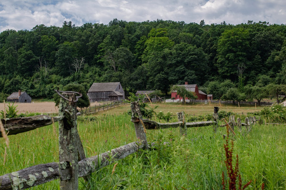 oldsturbridge's tweet photo. The Freeman Farmhouse was built in 1815 right here in the town of Sturbridge. It was moved to OSV grounds in 1951 and then relocated to its current location in 1956. In the early 20th century, before the Village acquired it, what was the building being used for? #TriviaTuesday https://t.co/GlOPtGRC5V