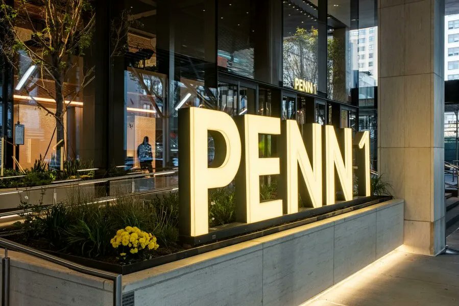 MolexCES's tweet image. The Penn One @Cisco building in New York City has changed the way employees work in the office. Learn more buff.ly/3LqsY6J #coresync #smartbuildings