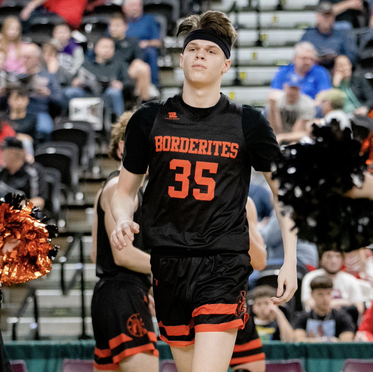 coachLehnert's tweet photo. The way Carson is pushing himself post injury makes me nervous, but when he says, “I do it cuz I enjoy it more than anything else”, that’s hard for me to argue. True love of the game/grind/process. Coming back from injury w/a vengeance.🧡#passion #setbackcomeback #classof23 https://t.co/toSWLi0ot5