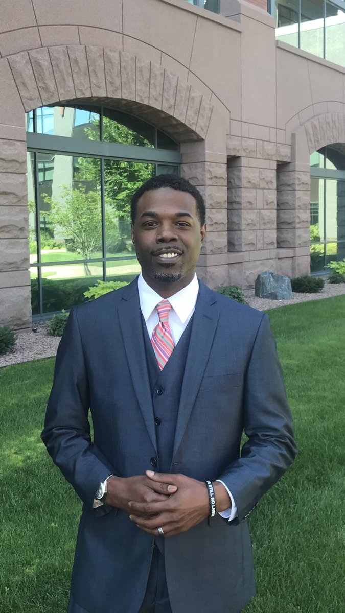 SPH_III's tweet photo. “Prove yourself to yourself, not others!”
#BranchManagerII #CreditUnion #PressReleasePhoto #ItsMyCareer #ILoveWhatIDo #TwelveYearsOfExperience #WeekTwo #DayTwo #InTraining #HighlyFavored #Covered #ExtremelyBlessed https://t.co/u6hEvDx8Sk