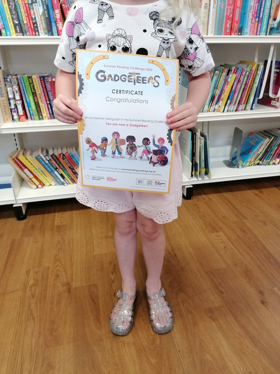 We've had our first Gadgeteer Summer Reading Challenge finisher! Everyone give this young reader a big round of applause! Well Done! #SummerReadingChallenge2022 #Catshill