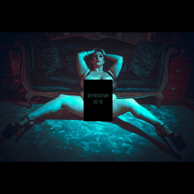 My main AND backup have been deleted by @instagram  The app has made it very clear it hates fat women<a class="tags" target="_blank" title="On Twitter" href="/?out=eyJ0eXAiOiJKV1QiLCJhbGciOiJIUzUxMiJ9.eyJpYXQiOjE3MjE0NDA0NjgsImlzcyI6InR3cG9ybnN0YXJzLmNvbSIsIm5iZiI6MTcyMTQ0MDQ2OCwiZXhwIjoxNzUyOTc2NDY4LCJyZWRpcmVjdF91cmwiOiJodHRwczovL3R3aXR0ZXIuY29tL2luc3RhZ3JhbSJ9.n6tc0Au7AQ8ytIxthdW6iaBzKTkD3TKyxMhVDRI539EcdrC73zgzzfp4j1dnAP9SylvjIVvfKvYsNMomFPSozw">@instagram</a><a href="/tag/support"class="tags"><span>#support</span></a><a href="/tag/fat"class="tags"><span>#fat</span></a><a href="/tag/plussize"class="tags"><span>#plussize</span></a>