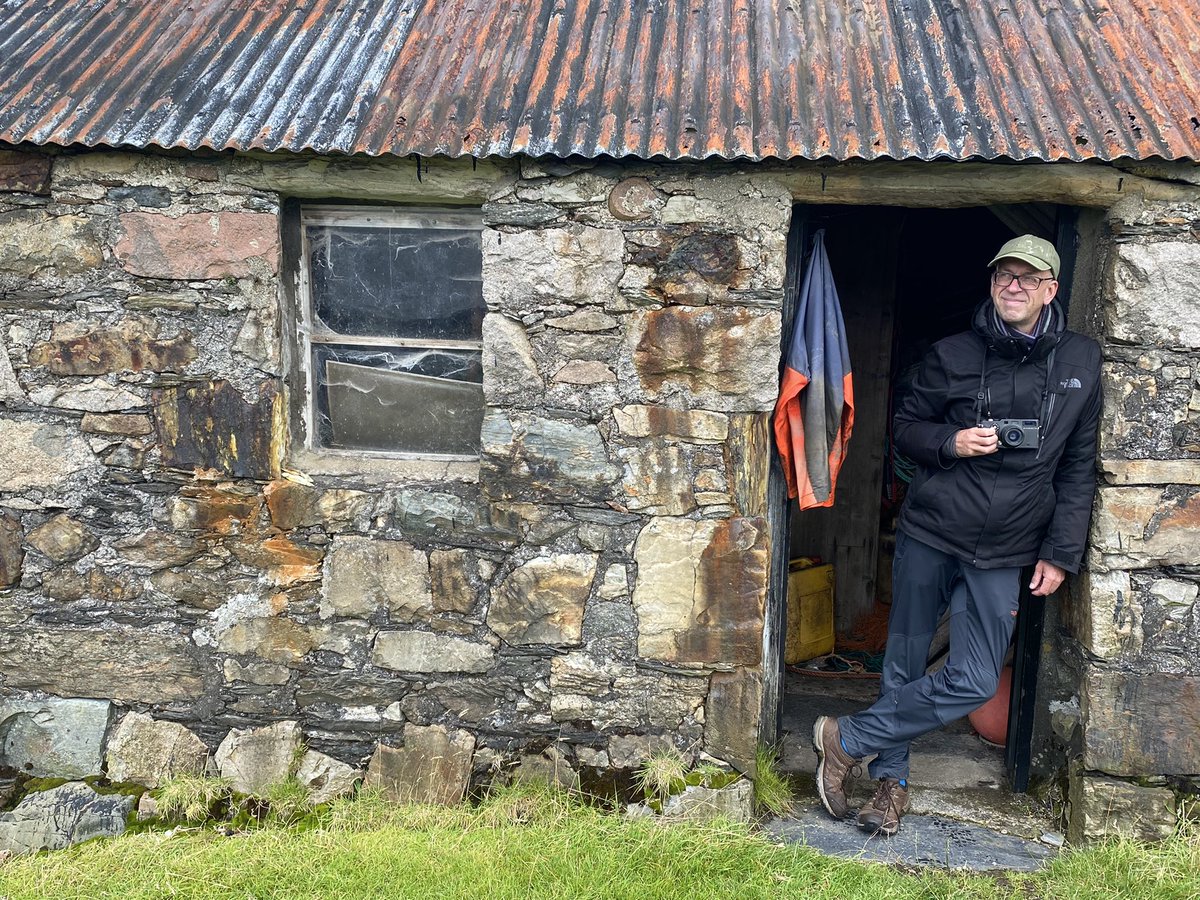 DocuScotland's tweet photo. Each month our #photographers bring our @patreon supporters features and updates on their projects and stories.

Today, @germanocean is continuing his work on #CatchingTheTide at #CuilBay. Catch up with it soon by becoming one of our patrons: https://t.co/LvMBVS76OM https://t.co/8zrFPaS170