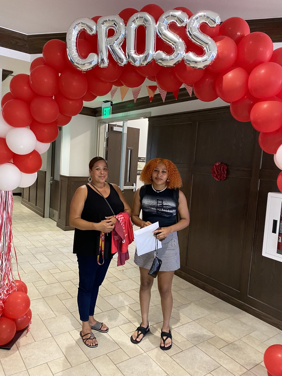 OU_HRL's tweet image. Having all the fun, day one, Move-In vibes! 😁#oumovein22