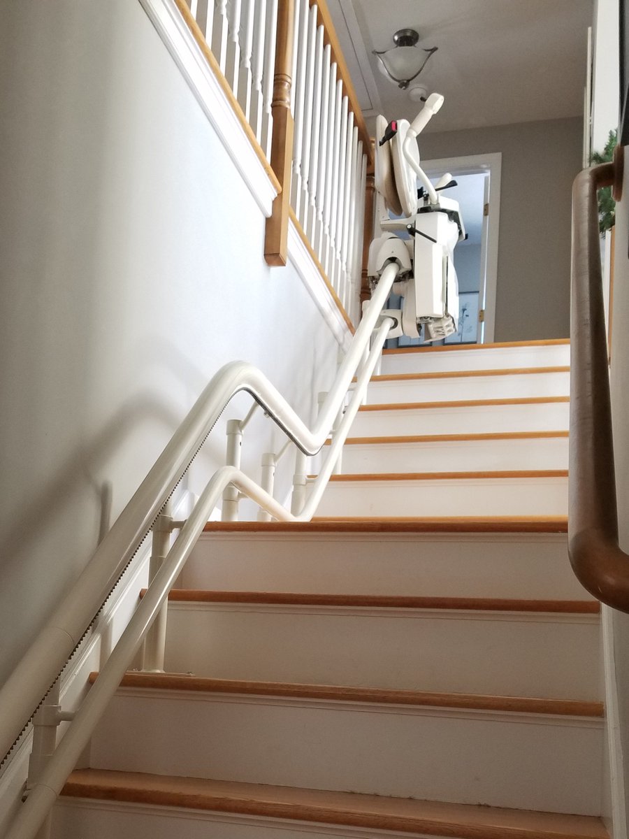 Every detail is taken into consideration when our team of certified techs do evaluations. Did we mention that our evaluations are free of charge? 
Schedule an evaluation for yourself or a loved on at 860-761-0008 
-
#stairlift #homeaccessibility #connecticut