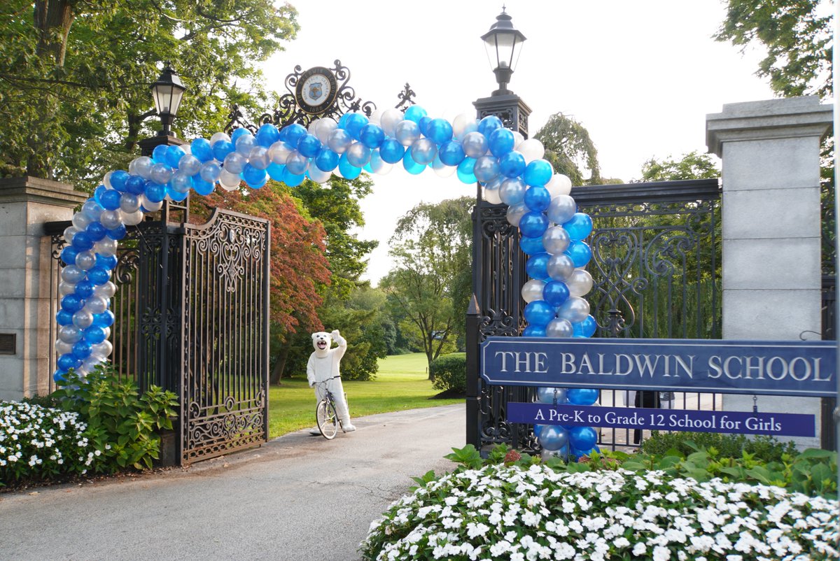 baldwinschool's tweet photo. We miss our Bears! Four more weeks until our girls will be coming through the gates! Winnie can't wait to welcome everyone back! #almostbacktoschool #fourmoreweeks #firstdayofschool https://t.co/pN40KGOAMo