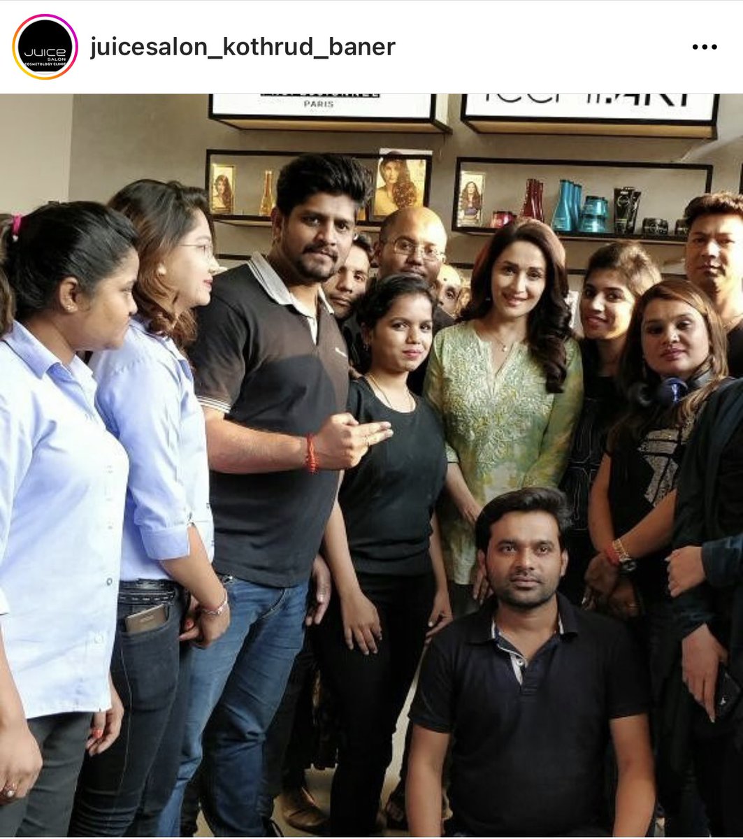 MadhuriDixitNFC's tweet photo. 2018 ✌️🧿❤️🫶🏼 #MadhuriDixit https://t.co/Q37jJ12rwC
