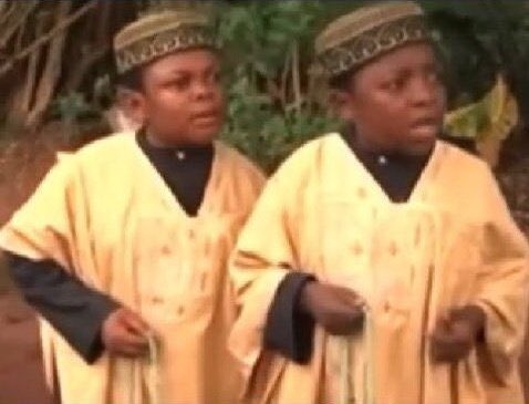 celeste_fficiel's tweet image. Quand je tape « Tata osca » dans la barre de recherche Twitter