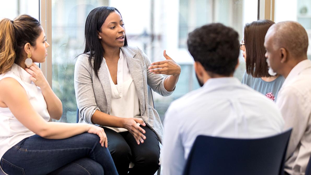 Many employees are now starting to break the stigma of #mentalillness, all year round. 

This article explores how your own leadership team can connect with its #workforce to encourage openness about mental health &gt; hubs.li/Q01gL5Js0