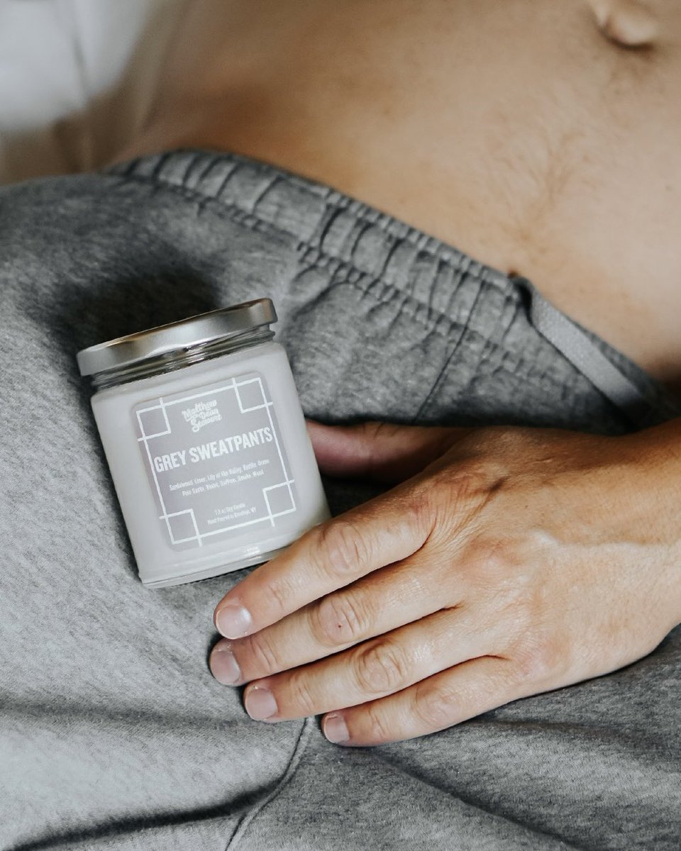 crocs_slut's tweet photo. Hi internet! I’m trying to grow my candle business and hitting a bunch of social media walls. Can y’all retweet this so that I can get new eyes on my work!? THANKS QUEERDOS! https://t.co/L5YhbUE5B2