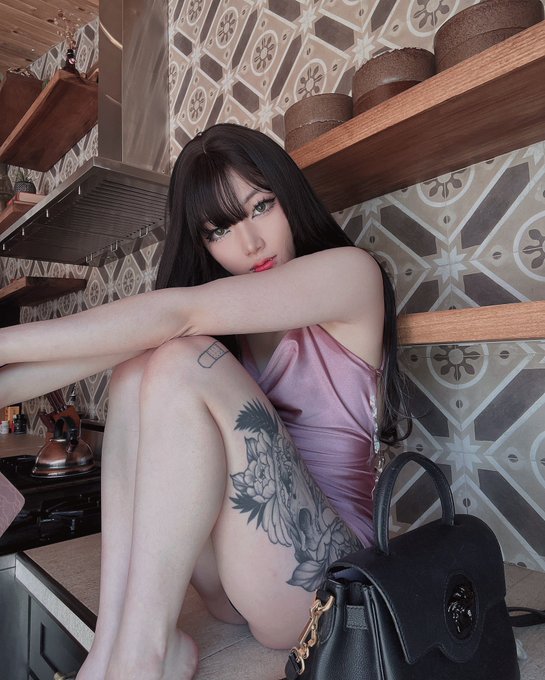 Just got approved for a really nice house with @lynienicole and im so EXCITED TO BE ROOM MATES ✨? https://t
