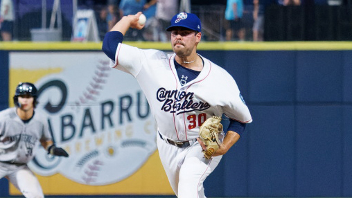 MiLB's tweet photo. Most impressive run ever by an Auburn baseball product named Bo?

Watch @KCannonballers pitcher Bo Plagge sprint 180 feet to tag out not one but TWO runners.

https://t.co/77Bxv4soFu https://t.co/rEXrrhV9Bu