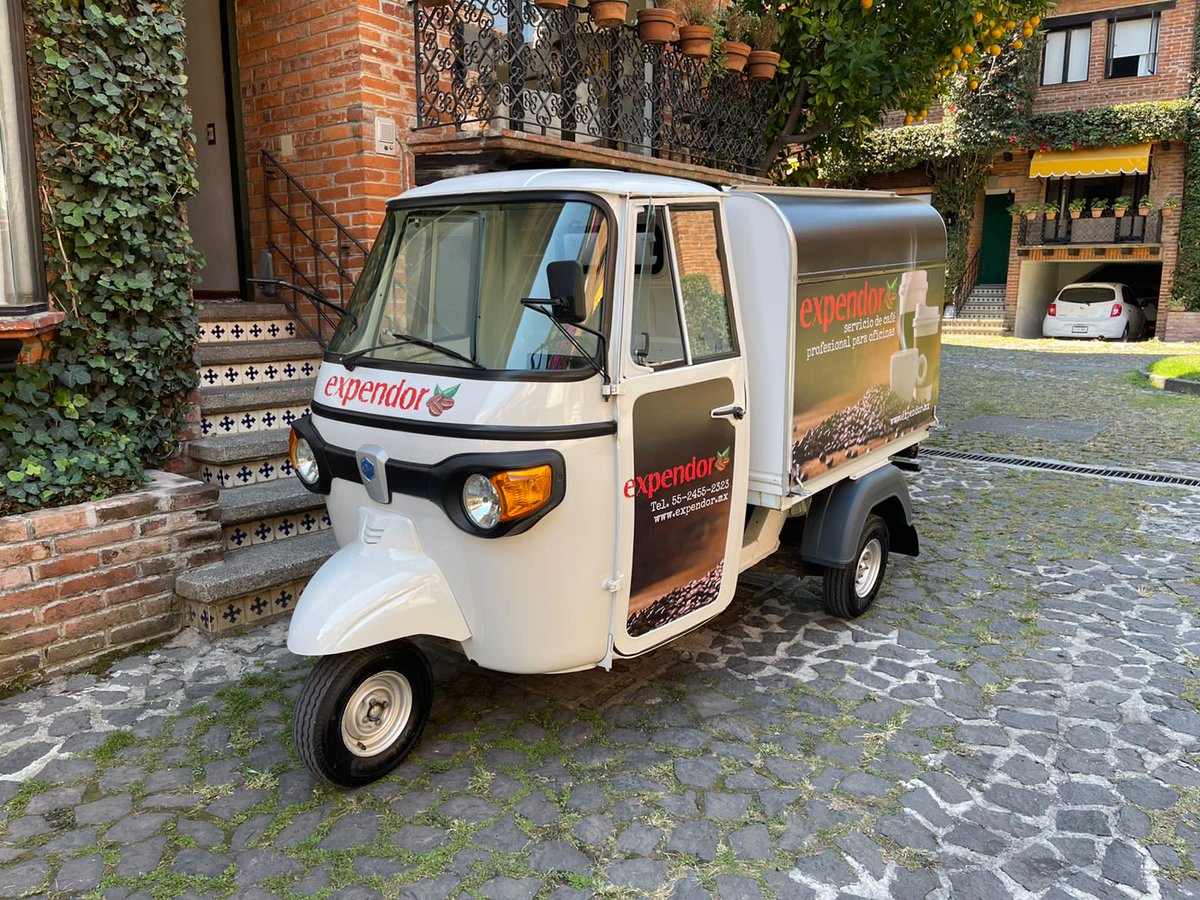 Motocarro Piaggio Mx tweet media