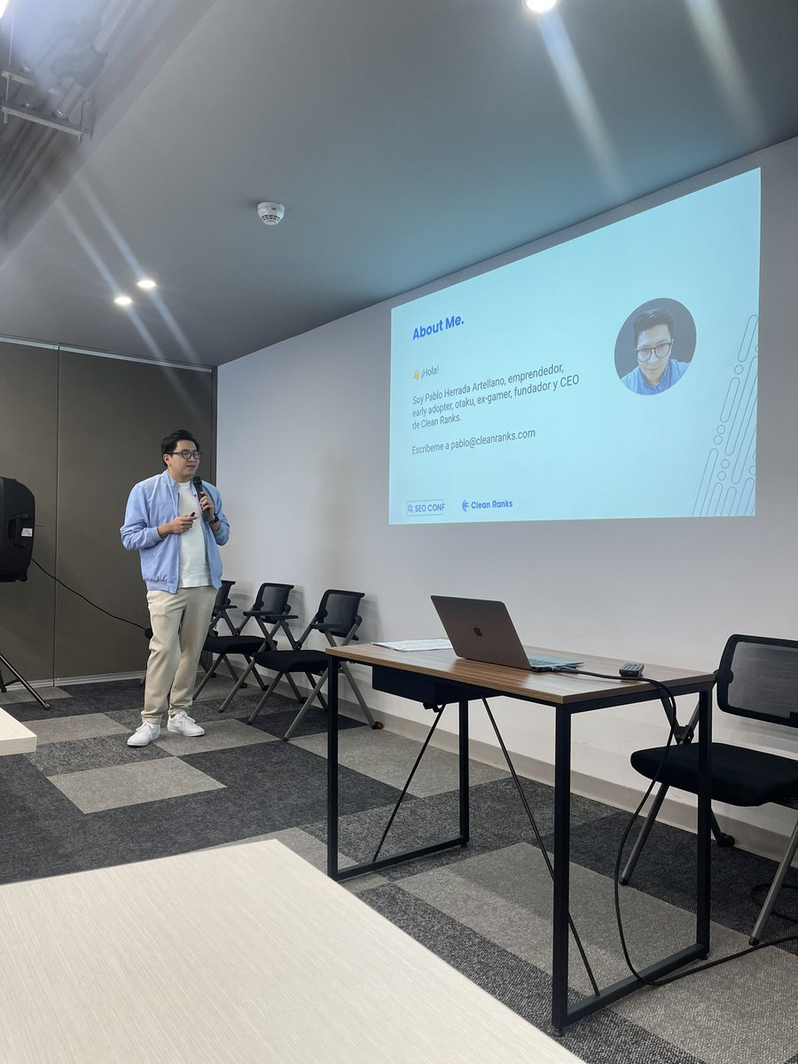 MaritoPino's tweet photo. Ahora @phartell en
#seoconf2022
Sobre lo que debes hacer para desaparecer de google
🤣🤣🤣🤣🤣🤣 https://t.co/oEC6HQgxj8