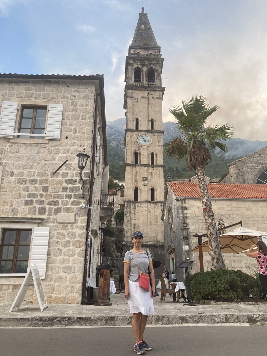 elvalucia2's tweet photo. Perast Montenegro https://t.co/06a7wNiEYo