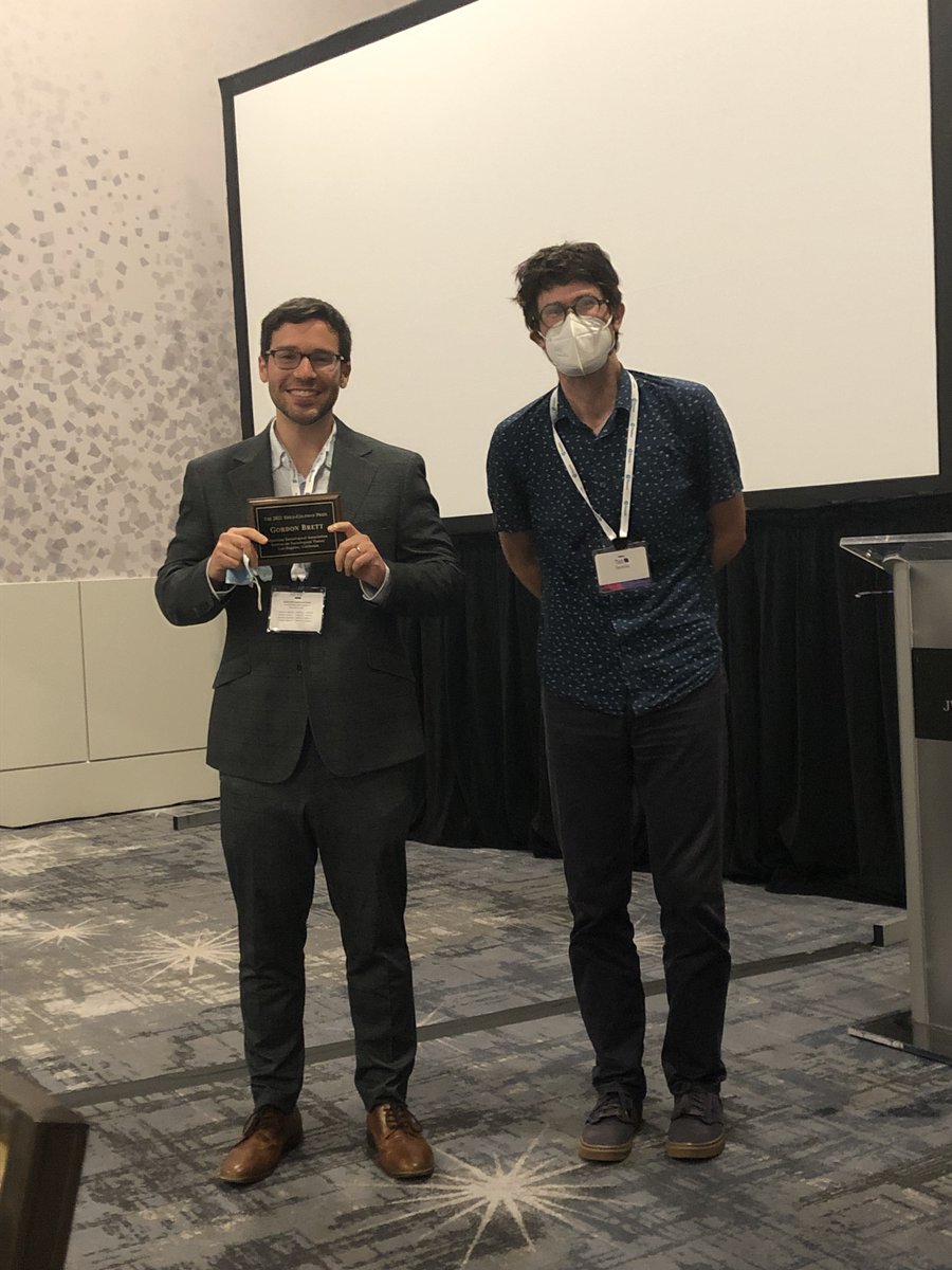 brett_gordon's tweet image. End of my #ASA2022. Saw some fantastic presentations, got to meet tons of talented and kind sociologists, and got an award! Time to eat everything in LA before I go back home.