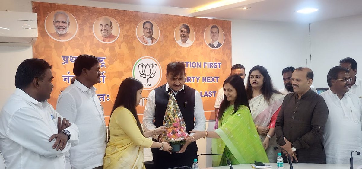 advbindudubey's tweet photo. भाजपा के प्रदेश सचिव व संगठन मंत्री श्री श्रीकांत भारतीय जी से भेंट! #BJP #BiharPolitics #BiharPoliticalCrisis #PoliticsLive #party #MaharashtraPolitcalCrisis #Maharashtra #Mumbai #mumbaibjp #bindudubey #advbindudubey #bindudubeybjp https://t.co/YYIC12BMrh