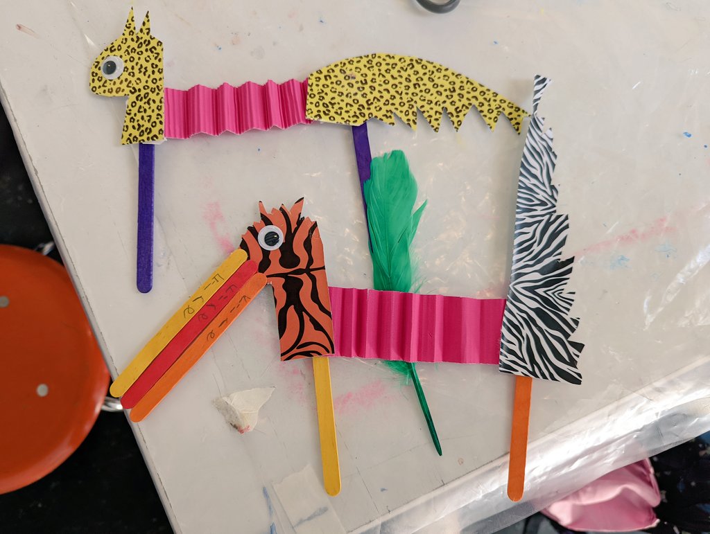 Our final workshop for today. Creative wellbeing and a #sound workshop with children and parents lots of #smiling <a href="/WRight4Children/">Walsall Right 4 Children</a> #haf2022