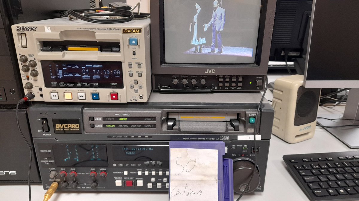 monros_roma's tweet image. #dvcam #dvcpro ... coses d&apos;actes @CanalTerrassa #terrassa