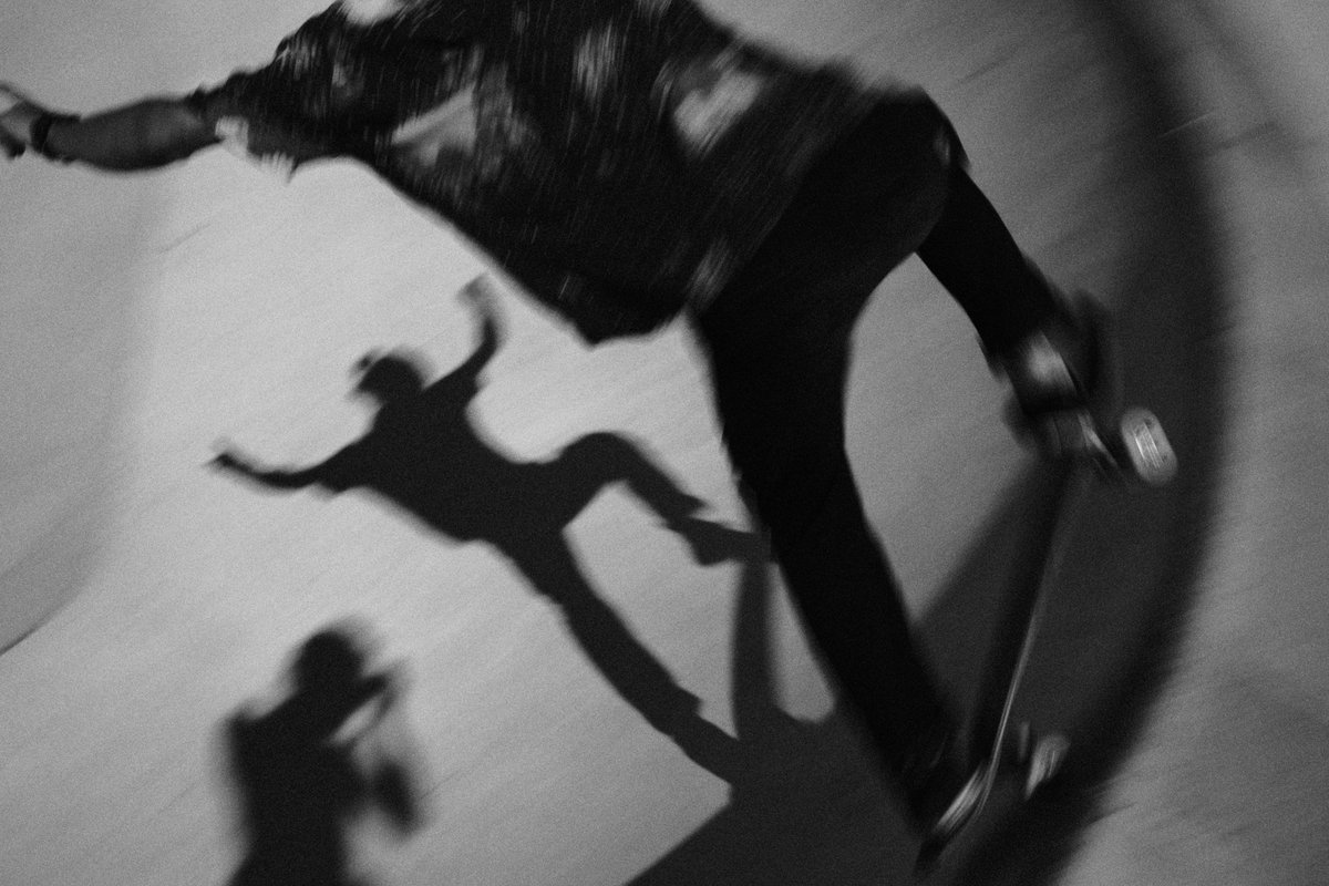 zakemichi_'s tweet photo. Hustle and bustle 🛹 https://t.co/M6jFQ9RUZn