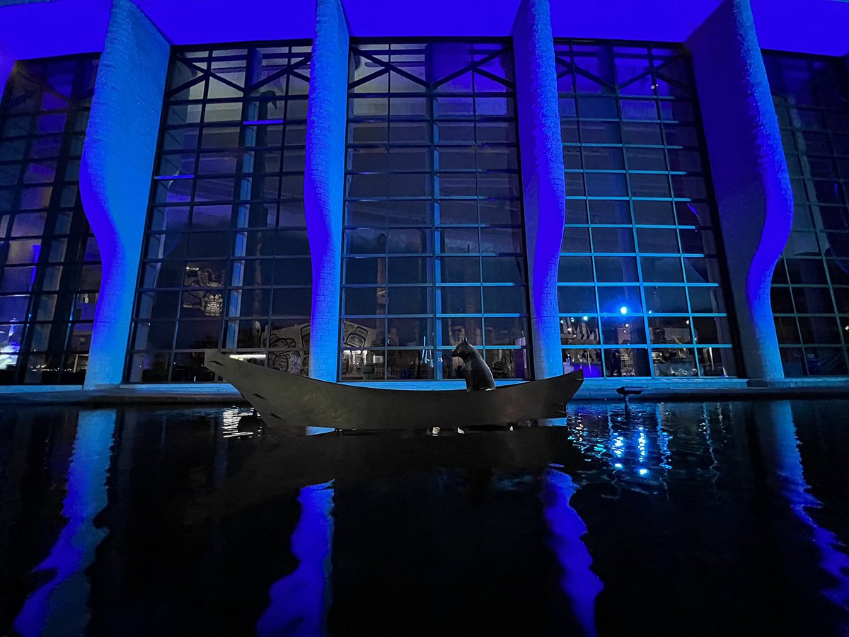 Night views from <a href="/CanMusHistory/">Museum of History</a> on a warm summer night 🤩 #MyOttawa #Ottawa