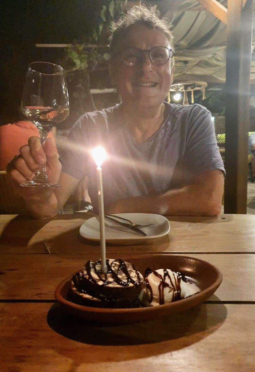 Wát een leuke geste van het restaurant. Samen met de Serviërs zijn de Turken de aardigste mensen die we ontmoet hebben.