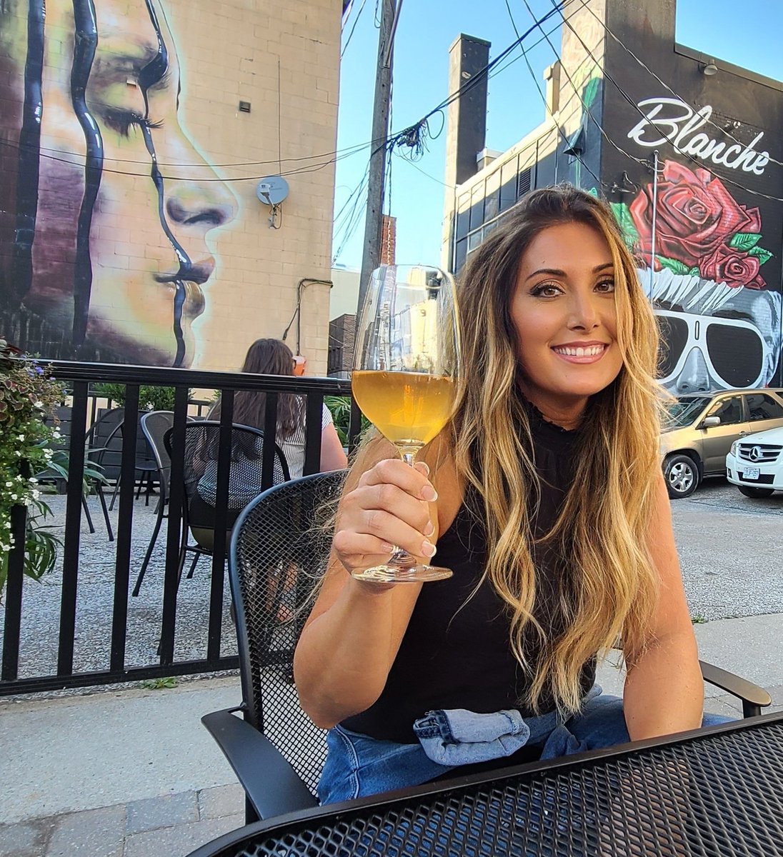 I had the pleasure of visiting our regions coolest lounges to discover some of 🍸TOP Cocktail Spots in #YQG #Blog #windsoressex ⬇️
visitwindsoressex.com/blog/top-cockt…

<a href="/TWEPI/">Tourism Windsor Essex</a> #cocktails #summertime 
#CHEERS #wine #Margaritas #SIP