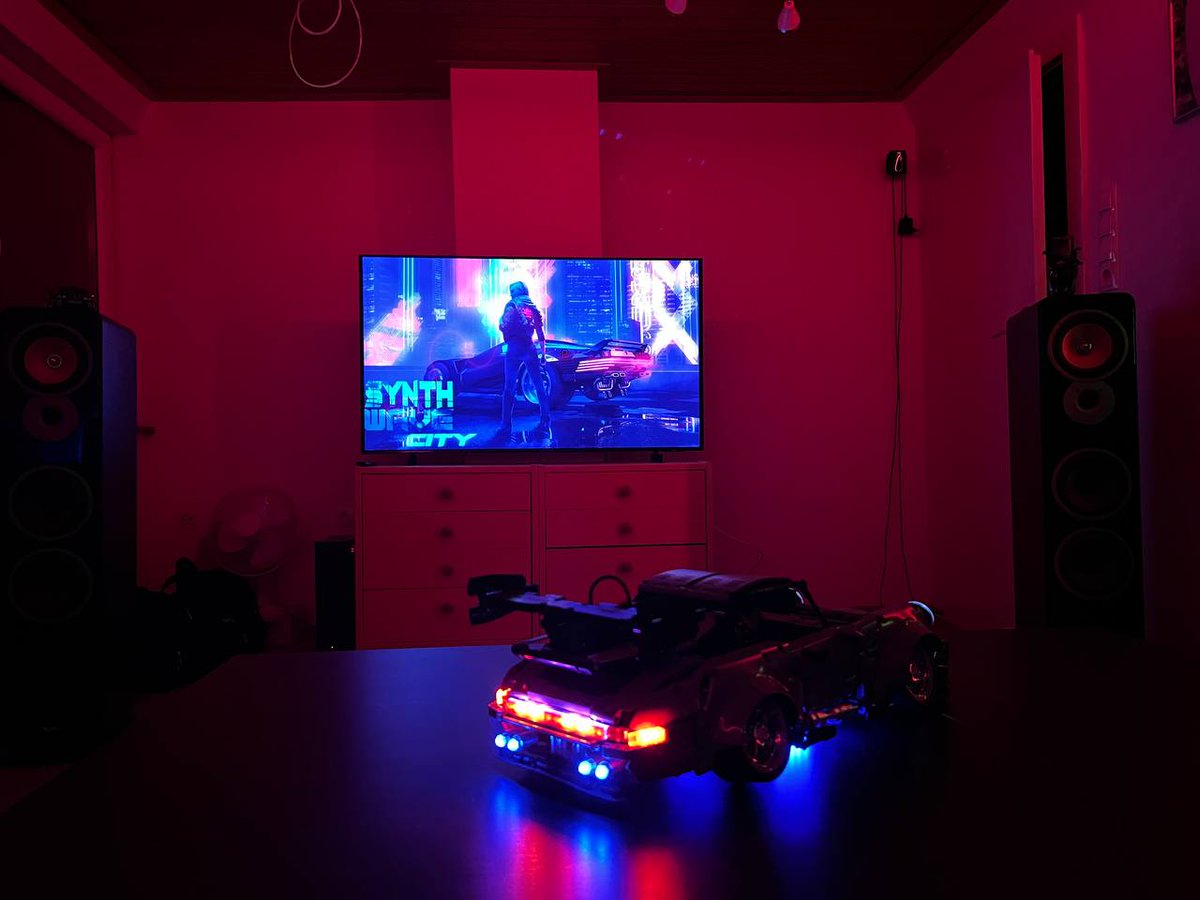 Nebraska Husky (@nebraskahusky) on Twitter photo After a great weekend with <a href="/TraceHyena/">Trace Hyena</a> and <a href="/FlyingPuma_/">FlyingPuma</a> my room looks sooo compfy and awesome thanks soo much for the help After a great weekend with <a href="/TraceHyena/">Trace Hyena</a> and <a href="/FlyingPuma_/">FlyingPuma</a> my room looks sooo compfy and awesome thanks soo much for the help
