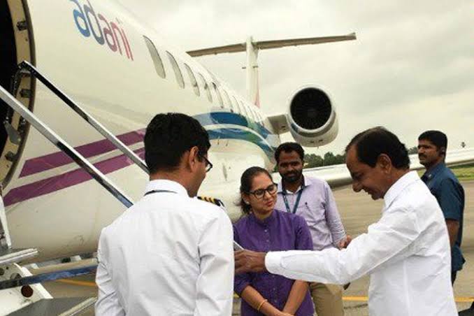 Rakshitsagar1's tweet photo. @krishanKTRS @KTRTRS @trspartyonline @BTR_KTR @GulabiDalapati @KCRunofficial @TSwithKCR @trsinnews @KTR_News @krishanKTRS you too don't forget these pics ra humbug
By the way, why did you boss Mr. #RandaCM use Adani's chartered flight? https://t.co/eZjBzn70IE