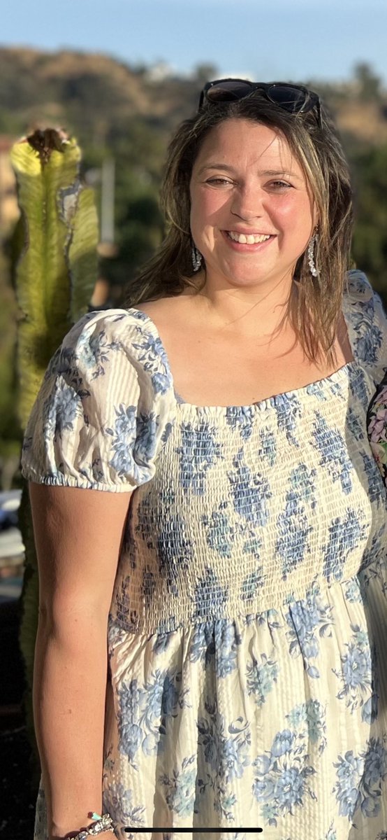 mcscott1987's tweet photo. Swanky Party in the Hollywood Hills means I got to have a #NicolaWalker #HannahDefoe fashion moment👠 https://t.co/RSa9AYEoHg