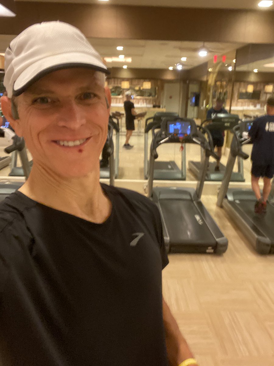 aciperski's tweet photo. Taking time to get moving before a day of Corporate Kick off meetings #tscko23 #triathlon #triathlete #teamnuun #teammultirace #sweatsquad https://t.co/tpcDa4acTk