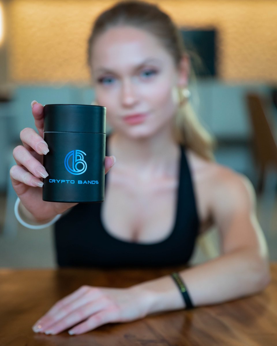 cryptobands_'s tweet photo. We’ve created a sleek and biodegradable container that offers multiple possibilities for use, as well as helps eliminate waste for the planet we share. 🌎 #CryptoBands #CryptoCommunity https://t.co/XLYW7PNLTV