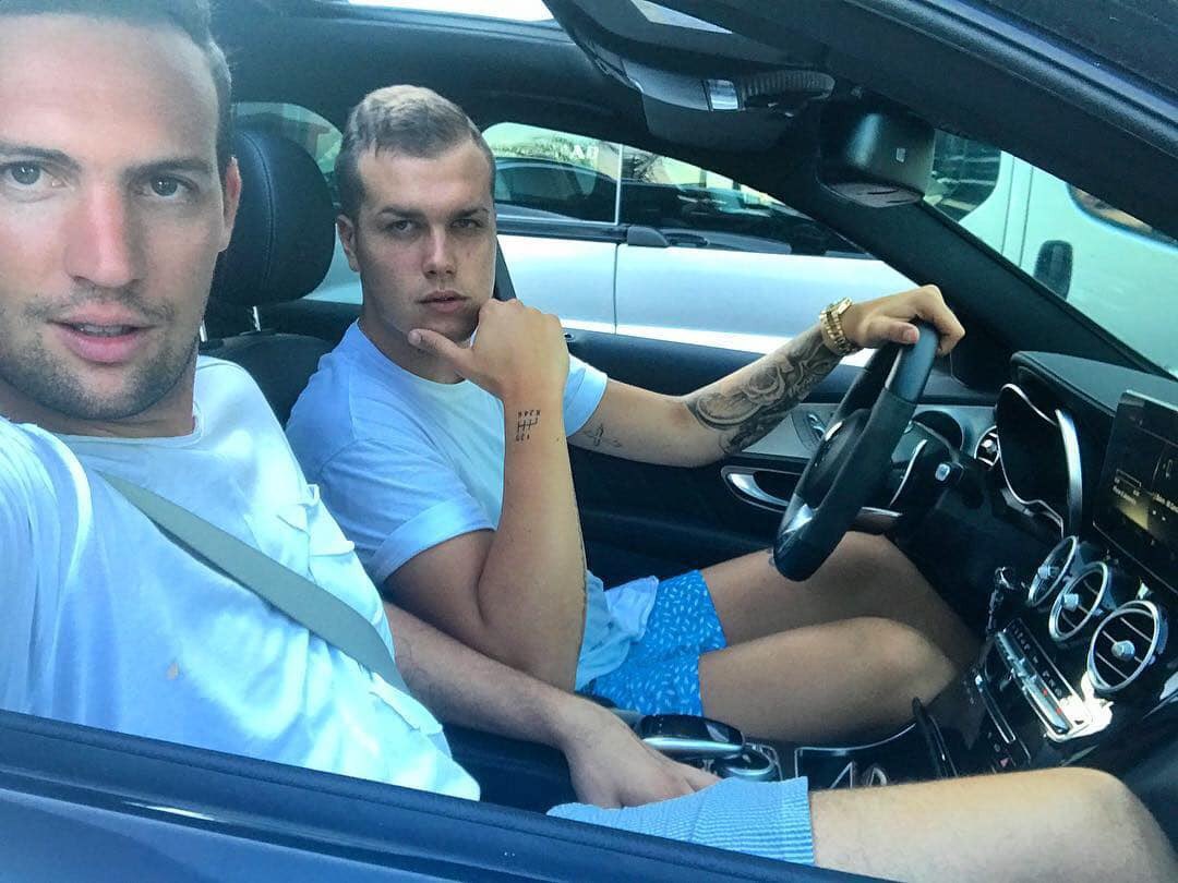 zpdeb138's tweet photo. ＃drive https://t.co/usrhTXTwuC
