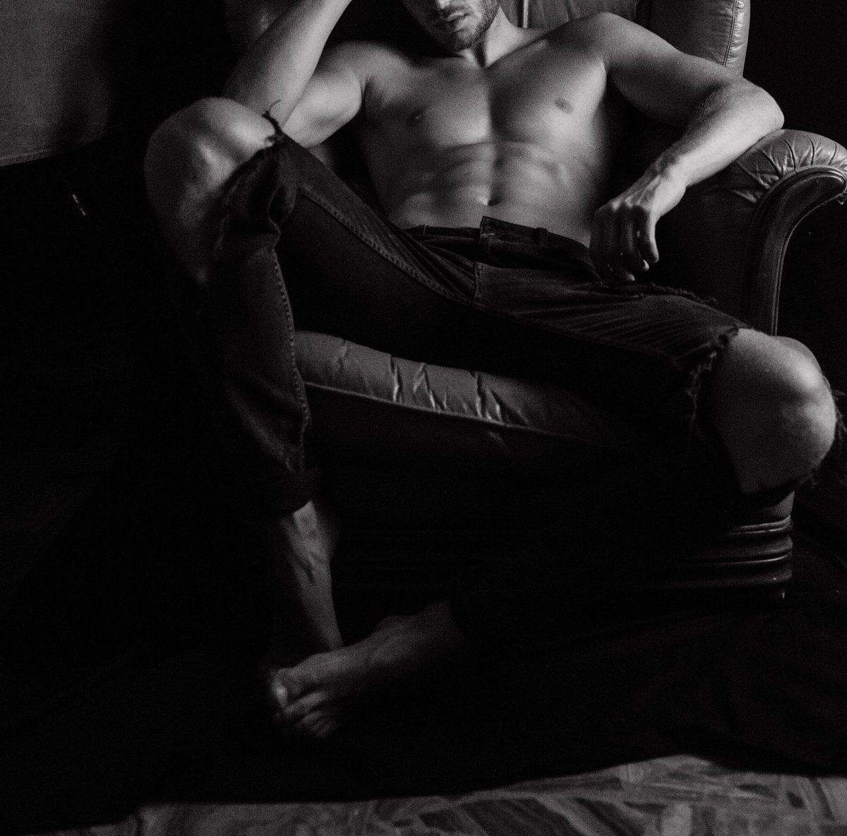 iosonomysterio's tweet photo. #mysterio #guysofonlyfans #uncensoredononlyfans #seemoreononlyfans #onlyfansretreats #onlyfansstoner #onlyfansparty #onlyfanswinner #onlyfansreal #onlyfansnsfw #onlyfansshoutouts #onlyfanscanappreciate #onlyfansgetthis #mosqitoesaremyonlyfans #theonlyfansheallows https://t.co/owEs5ByoBi
