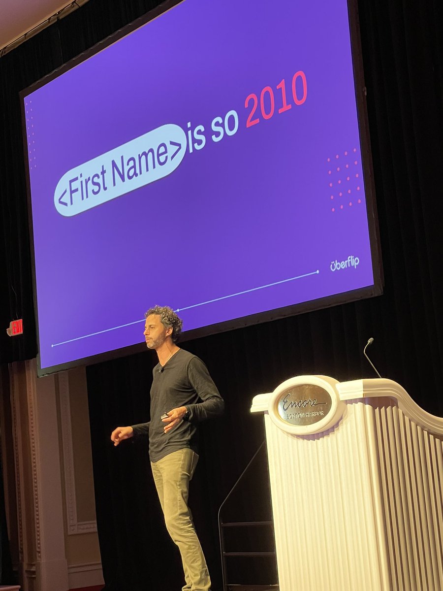 BrookeSellas's tweet photo. Today’s marketing 😂😂😂 moment. #B2BSMX via @Uberflip https://t.co/vmdnn8VGoo