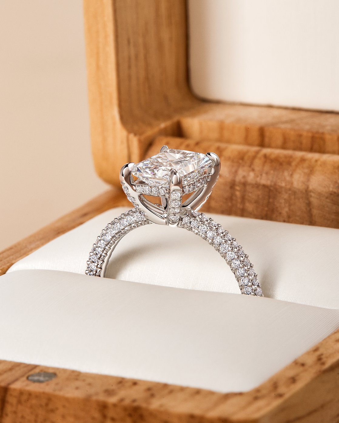 Valencia diamond shop ring