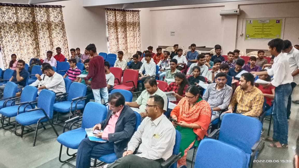 ChapterIshrae's tweet photo. INSTALLATION CEREMONY OF STUDENT CHAPTER!!!

ISHRAE Ahmedabad Chapter is privileged to announce that Government Engineering College, Bhavnagar has been installed as the Student Chapter for the S.Y. 2022-23. https://t.co/kvnaP2jYay