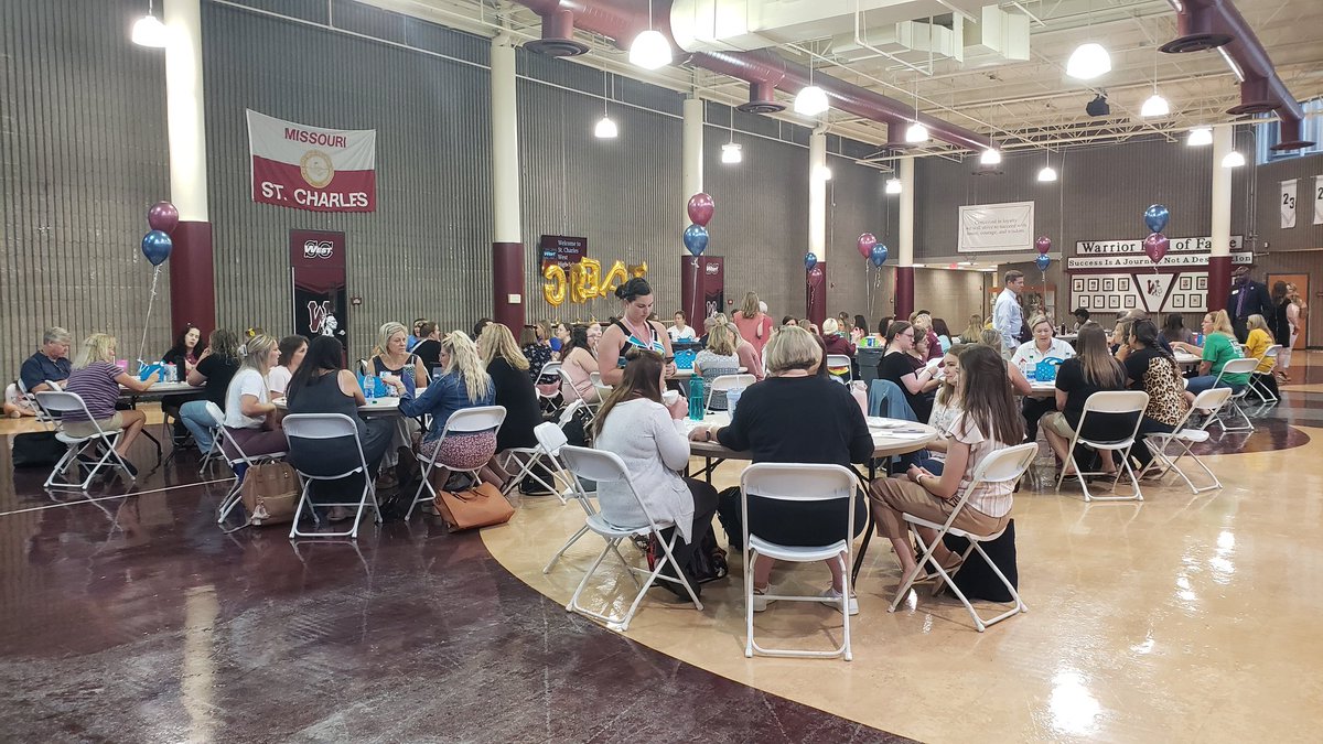 StChasSDPD's tweet photo. Today we welcomed 42 new teachers to the district! Welcome Aboard everyone! We are so glad you are here! #scsdpd #SCSDgreat https://t.co/LguRAKmCOH