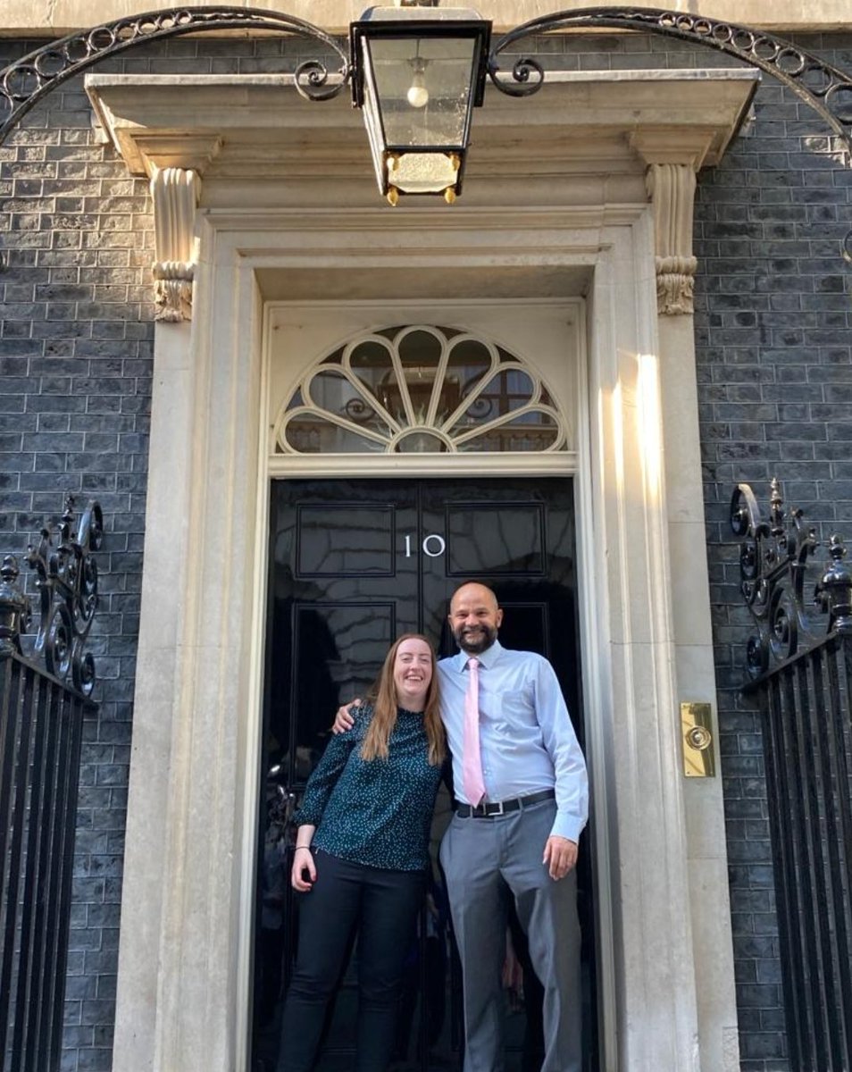 A fantastic day for @dressCodeHQ @jpmorgan with a visit to @10DowningStreet celebrating @ScullionToni #PointOfLightAward @PointsofLight