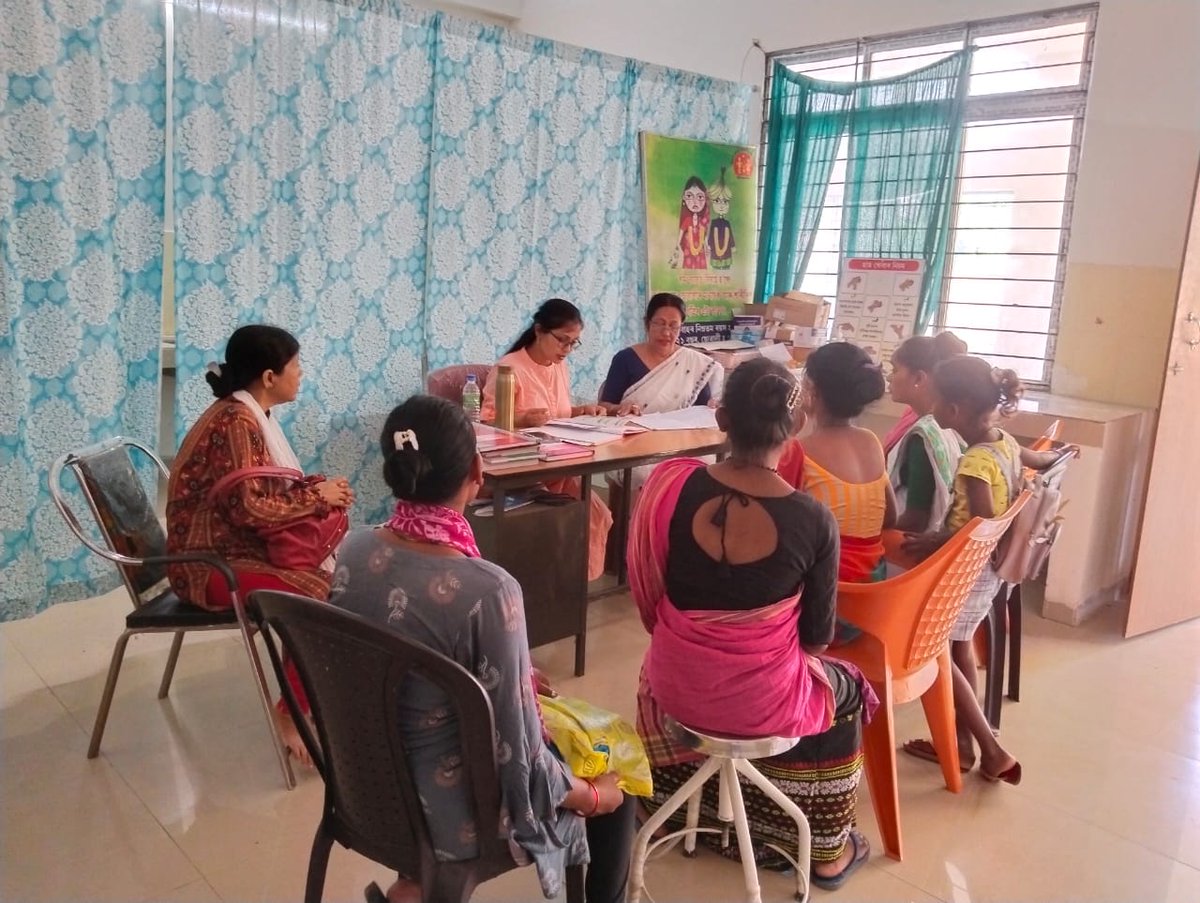 GolaghatNhm's tweet photo. Counseling of Pregnant Women on Diet, Family Planning, Hygiene, Mental Health, ANC, etc at Swahid Kamala Miri Civil Hospital, Bokakhat on PMSMA day
#Ipledgefor9
@nhm_assam @dcgolaghat @mygovassam @DIPROGolaghat https://t.co/pl2PvWuMpD