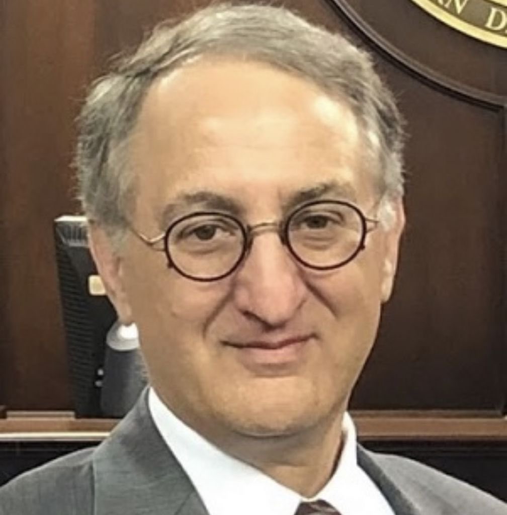 This is the judge who approved the FBI raid on Trump’s Mar-a-Lago estate.

His name is Bruce Reinhart. He was the one who gave Jeffrey Epstein a sweetheart deal — and then went to work for Epstein. 

You read that right.

Just a little FYI. Google it if you don’t believe me.